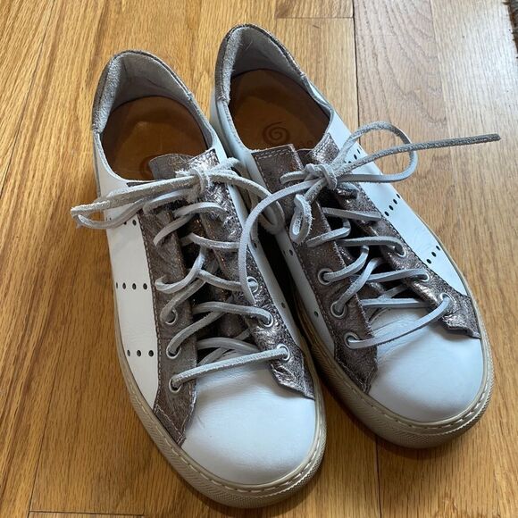 Gidigio handmade Italian leather sneakers size EU 36 or US 5.5 white and gold - Picture 1 of 6